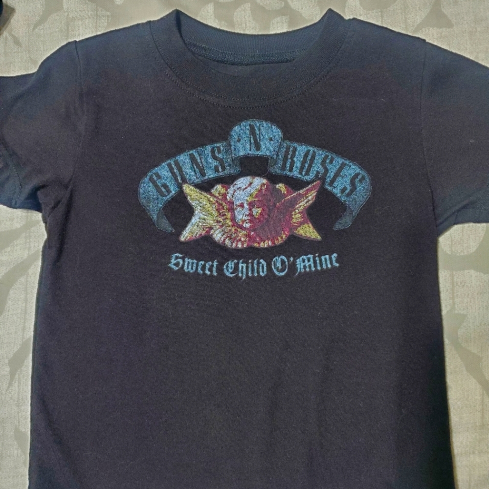 Euc toddler guns n roses graphic tee